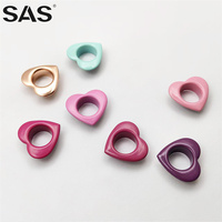 Nouveautés SAS : Œillets et griffes métalliques en forme de cœur multicolores de 10 mm