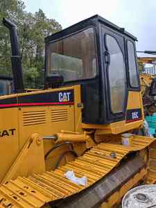 Bulldozer Caterpillar D5C Usado, Tipo Oruga, Alta Potencia de Excavación, Componentes Kawasaki, 1 Año de Garantía, Operaciones de Movimiento de Tierras - Product Image 2