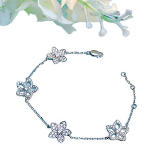 สร้อยข้อมือเงินแท้ 925 ประดับเพชรซิคอน ดีไซน์เรขาคณิต ทันสมัย ประหยัดงบ แต่ยังคงความสดใสและมีสไตล์ - Product Image 1