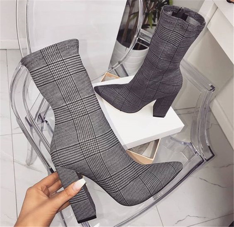 Los botines también son para el verano