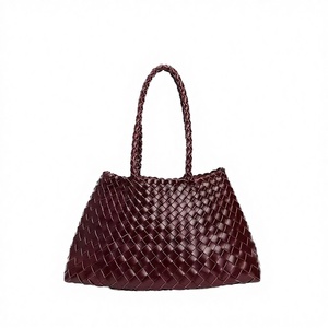 Bolso de Mano de Cuero Genuino para Mujer, Estilo Retro de Alta Gama 2025, Tejido a Mano, Forma de Cesta, Moderno - Product Image 3