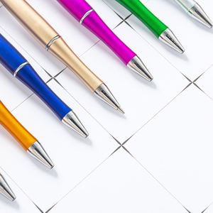 Stylo bille en plastique à logo imprimé, motif floral, pour enfants, largeur d'écriture 1,0 mm, corps de stylo animalier, vente en gros à prix réduit - Product Image 3