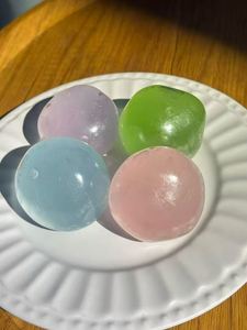 ลูกบอลน้ำมันมะพร้าวบีบเล่นคลายเครียด ของเล่นเสริมประสาทสัมผัส ของขวัญวันเกิดสำหรับผู้ใหญ่และเด็ก บรรเทาความวิตกกังวล - Product Image 2