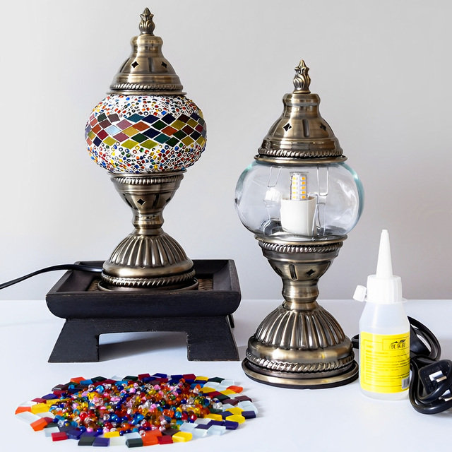 DIY Turkish Mosaic Lamp Vintage Metal Glass Table Lamp Luxury Hand Made Desk Lamp for Bedroom Living Room Decoration