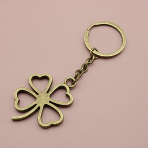 Portachiavi a Forma di Quadrifoglio all'Ingrosso, Ciondolo in Lega a Forma di Quadrifoglio - Product Image 5