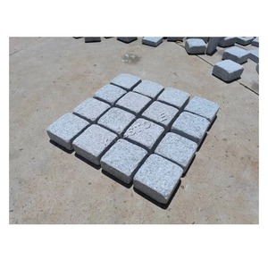 Pavé de pavé naturel G603 dégringolé ardoise extérieure et pavé de basalte pour pavés extérieurs et de parc extérieurs - Product Image 1
