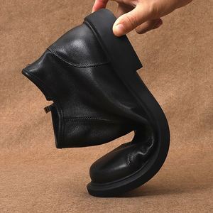 Bottes Courtes Décontractées pour Hommes 2026 en Cuir Véritable Souple, avec Fermeture Éclair Latérale, Dessus Plissé, Bout Rond et Semelle Épaisse Basse - Product Image 3