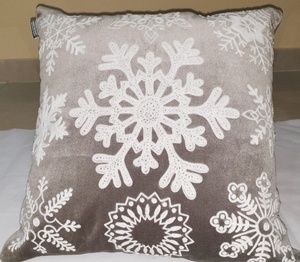 Fundas de cojín decorativas clásicas de alta calidad, nuevas - Product Image 1
