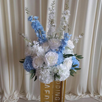 Hochzeitsblumenarrangements MoKtong Natürlich Aussehende Seiden-70cm-Blaue Weidenblatt-Kirschblüten-Blumenkugeln für Babypartys
