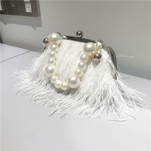 Hot selling Fluffy Feather Clutch Bag With <b>Frame</b> Closure Stylish Evening Party Handbag Wholesale Luxury Party Evening Bag - Product Image 4