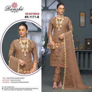 Costume pakistanais New Designer Hand Work avec Dupatta pour mariage et fête à un prix abordable - Product Image 5