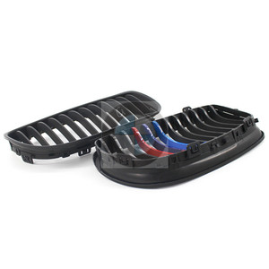 กระจังหน้า BMW E90 E91 ทรง M สีดำด้าน ปี 2009-2011 สำหรับอัพเกรดกันชนหน้า ผลิตจากพลาสติก ABS - Product Image 3