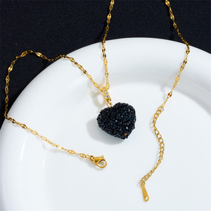 Chic Gummy Gold Plated Multi <strong>Colored</strong> Red Crystal <strong>Puffy</strong> <strong>Heart</strong> <strong>Pendant</strong> Valentine's Day Sweet Love Necklace for Women - Product Image 4