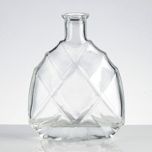 Conception Unique Plat Bouche Haute Capacité Délicat Gaufrage L'<span class=keywords><strong>alcool</strong></span> <span class=keywords><strong>Brandy</strong></span> Bouteille - Product Image 6