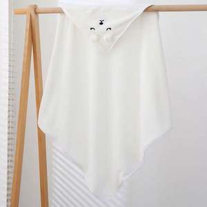 Manta Envolvente con Diseño de Animales Personalizado, Suave y Absorbente, de Terciopelo, Felpa de Coral, Toalla de Baño con Capucha para Bebé, Cuadrada, de Dibujos Animados, para Dormitorio, Hotel - Product Image 3