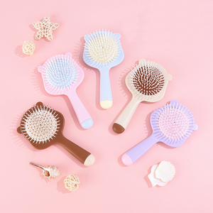 Cuscino Massaggiante per Cuoio Capelluto con Spazzola per Capelli, Setole Morbide in Memory Foam, Denti Flessibili Rimovibili, Pettine per Pulizia e Styling Antigroviglio - Product Image 2