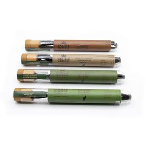 Vainas de Vainilla de Cosecha Reciente, 3 Vainas en Tubo de Vidrio, Color Marrón Oscuro/Negro, Vainas Enteras, Origen Madagascar Bourbon - Product Image 3