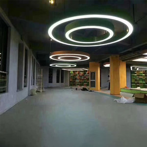 Lampu Plafon LED Linear Minimalis Modern yang Dapat Disambung, Warna Hitam Perak, Bentuk Lingkaran, untuk Ruang Kelas, Supermarket, Lampu Gantung - Product Image 2