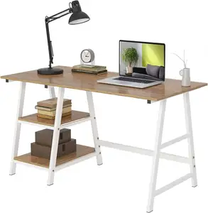 Asisten Supervisor gaya sederhana, Meja kantor warna kayu