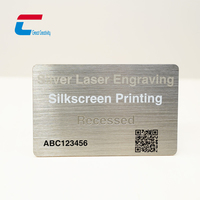 Cartes de visite personnalisées de luxe en acier inoxydable plaqué nickel noir gravées avec forme personnalisée et impression UV