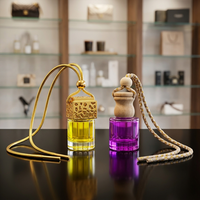 Diffuseur de parfum pour voiture en verre cylindrique de 8 ml, bouteille vide avec bouchon en bois, désodorisant suspendu, vente en gros personnalisée en usine