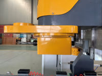 Centre d'usinage CNC ATC pour portes en bois – Machine de découpe, fraisage et perçage de trous de serrures et de charnières