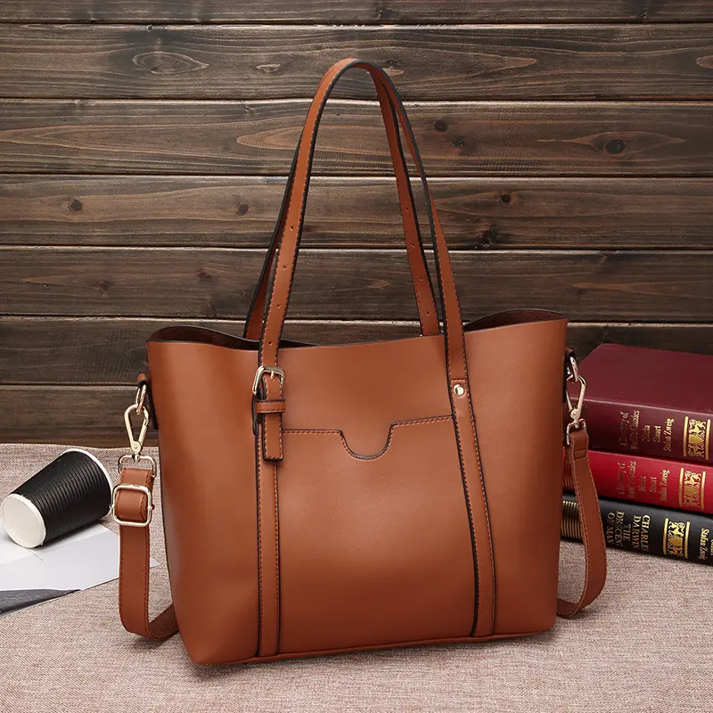 Fashion New Handbag Female Shoulder Bag Large Capacity Messenger Bag Trend Hot Retro Oil Leather Bag