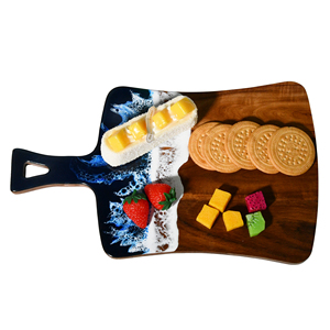 Tabla de cortar de madera funcional con material ecológico para cualquier cocina para carne y verduras - Product Image 1