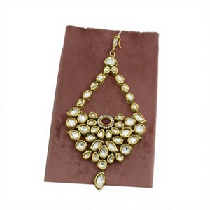Pasa nupcial chapado en oro antiguo con perlas de racimo y cuentas verdes para mujer, cadena tradicional para el cabello, joyería para boda - Product Image 2