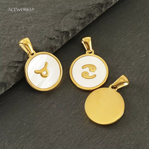 Amuletos del Zodiaco de Concha |   Colgante de Moneda de 16 mm en Acero Inoxidable Chapado en Oro PVD de 18K |   Hipoalergénico, Resistente al Agua y al Deslustre - Product Image 3