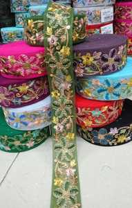 Cintas florales bordadas hechas a medida hechas con bordados florales de colores para usar como bordes y adornos - Product Image 4