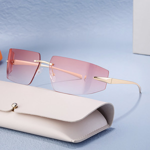 Lunettes de soleil sans monture sur mesure pour femmes, verres PC UV400, style Instagram, vente en gros transfrontalière ZS 98202 - Product Image 3