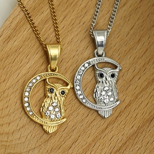 Gioielli su misura in acciaio inossidabile placcato oro hiphop <span class=keywords><strong>collana</strong></span> con <span class=keywords><strong>gufo</strong></span> occhio nero con design a forma di uccello con strass da uomo - Product Image 3