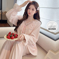 Pyjamas de style français doux et chauds pour l'hiver, nouveau design princesse, en velours doux avec détails en dentelle délicats