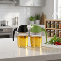 Nouvelle conception moderne de luxe, distributeur de miel, de café ou de sirop en verre rond de petite taille, bouteilles ou pot pour le miel