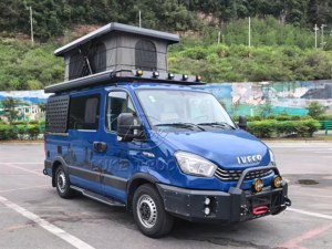 Autocaravana IVECOO Estándar en Venta, Vehículo Recreativo Multiplaza para Viajes y Vacaciones al Aire Libre - Product Image 3