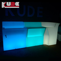 Vente chaude Comptoir de bar portable à LED avec réservoir d'eau Comptoir de bar mobile éclairé à LED pour discothèque Mariage Fête