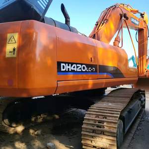 Excavatrice sur chenilles d'occasion DOOSAN DH420LC, modèle 2017, 42 tonnes, moteur et pompe, équipement de construction - Product Image 3