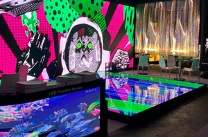 Pantalla LED para Exteriores, Resolución 4K, Brillo de 7000 cd, IP65 Impermeable, Montaje en Pared, Color Plateado - Product Image 5