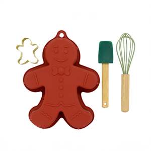 Juego de moldes para galletas de jengibre con cortador, espátula y batidor para hornear - Product Image 1