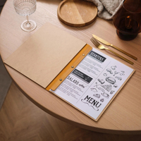 Porte-menu élégant en similicuir avec logo personnalisé en relief pour restaurant, gastronomie fine ou café