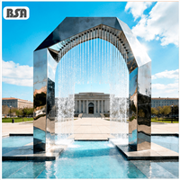 Fontaine à rideau d'eau géante en acier inoxydable poli miroir BSA, sculpture aquatique en métal pour centres de villégiature et places commerciales