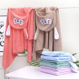 Telo <span class=keywords><strong>da</strong></span> bagno per bambini in velluto di corallo ricamato <span class=keywords><strong>accappatoio</strong></span> per bambini con assorbente coperta indossabile per uso domestico - Product Image 2
