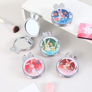 Specchio per il Trucco Creativo a Forma di Coniglietto, Pieghevole, Bifacciale, di Alta Qualità, con Ciondolo e Effetto Sabbie Mobili, Portatile, da Tasca - Product Image 1