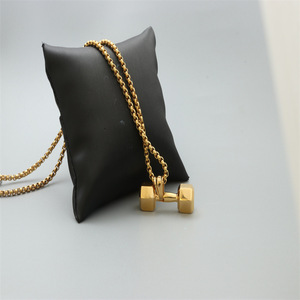 Yunnique – collier avec pendentif haltère en acier inoxydable, bijoux unisexes à la mode, cadeau - Product Image 3