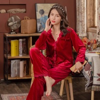 Gaun versi Korea untuk wanita, piyama lengan panjang beludru Canary, gaun rumah longgar musim gugur musim dingin