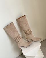 Bottes d'équitation d'hiver en cuir véritable à talon fin, à bout pointu et montantes jusqu'au genou
