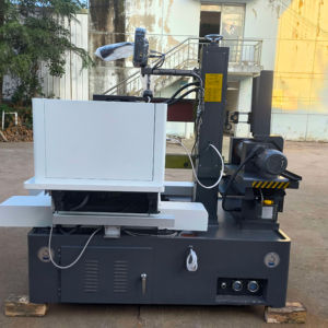 ماكينة EDM متعددة الوظائف عالية السرعة كبيرة تفتق 30 45 درجة DK7745 CNC لقطع الأسلاك - Product Image 5