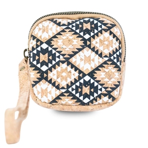 Porte-monnaie carré en Liège avec bracelet de poignet pratique pour pièces clés cartes baume à lèvres et autres petits accessoir - Product Image 6