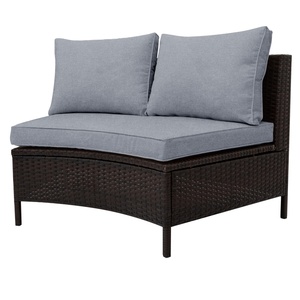<span class=keywords><strong>Set</strong></span> di Mobili da Esterno Contemporaneo in 5 Pezzi con Tavolo in Vetro Temperato e Divano Semicircolare in Rattan PE Marrone - Product Image 3